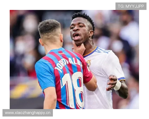 萨卡与维尼修斯：左边锋与右边锋的角色定位与表现差异分析