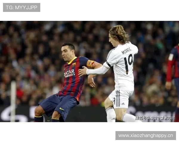 法布雷加斯与哈维在中场构建分散组织结构趋势